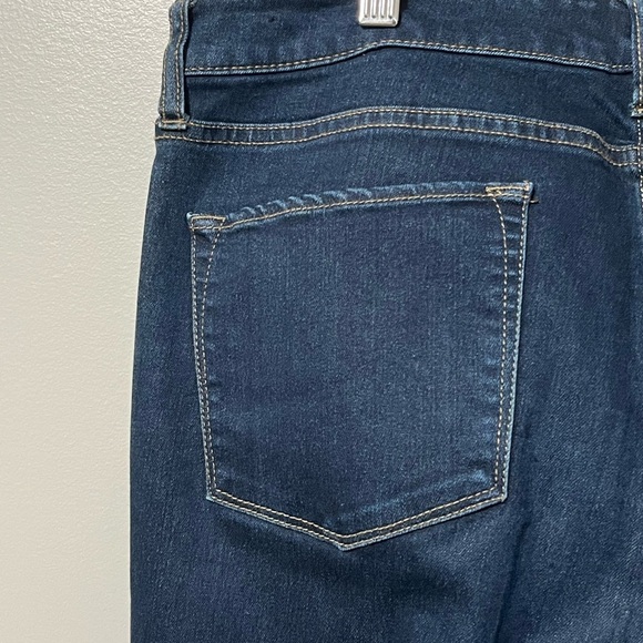 Banana Republic Skinny Fit Mid Rise Jeans - Picture 7 of 10